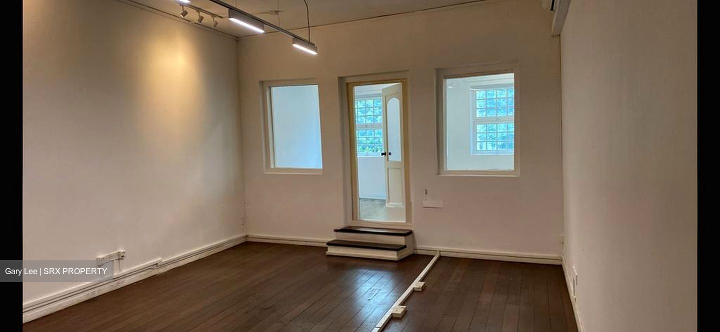 South Bridge Road (D1), Office #524572051